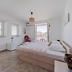 2 Bedroom Stunning In Сasa de vacaciones