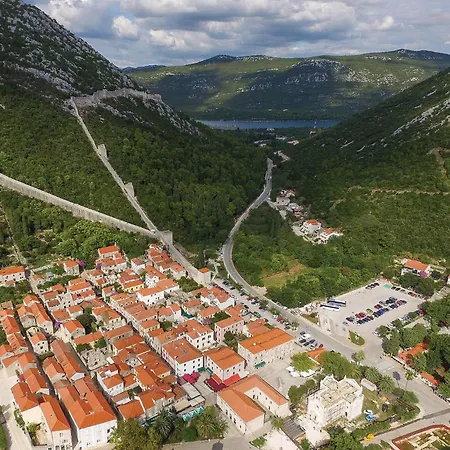 2 Bedroom Stunning Home In Hodilje Σπίτι διακοπών