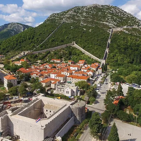 2 Bedroom Gorgeous In * Hodilje