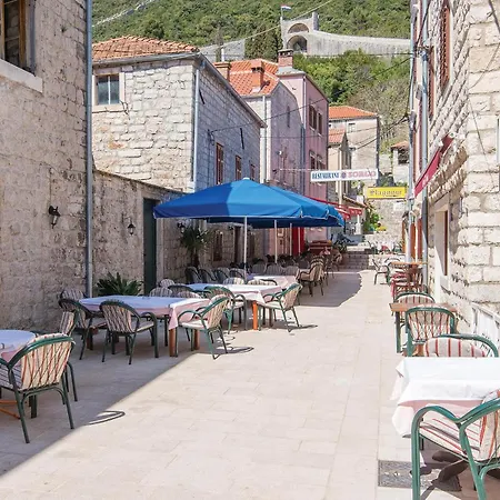 2 Bedroom Gorgeous In